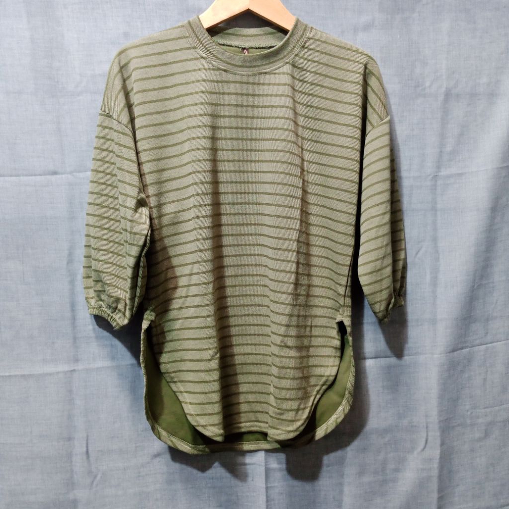 Atasan Knit Salur by Aquila