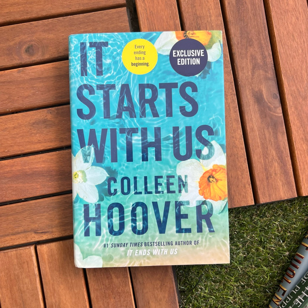 [clearance sale] (Waterstones Exclusive) It Starts With Us - Colleen Hoover