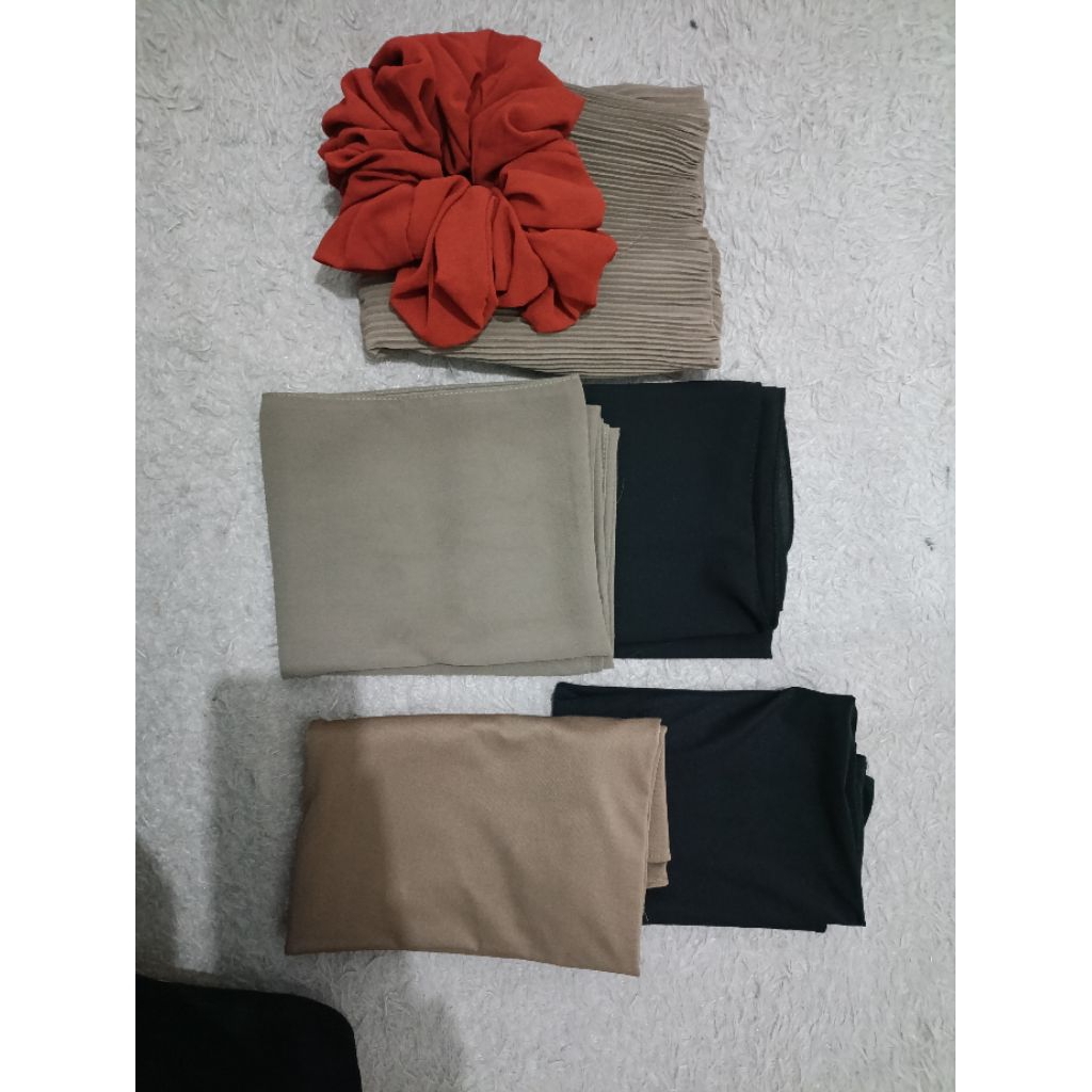Hijab Pasmina Serba 10 ribu