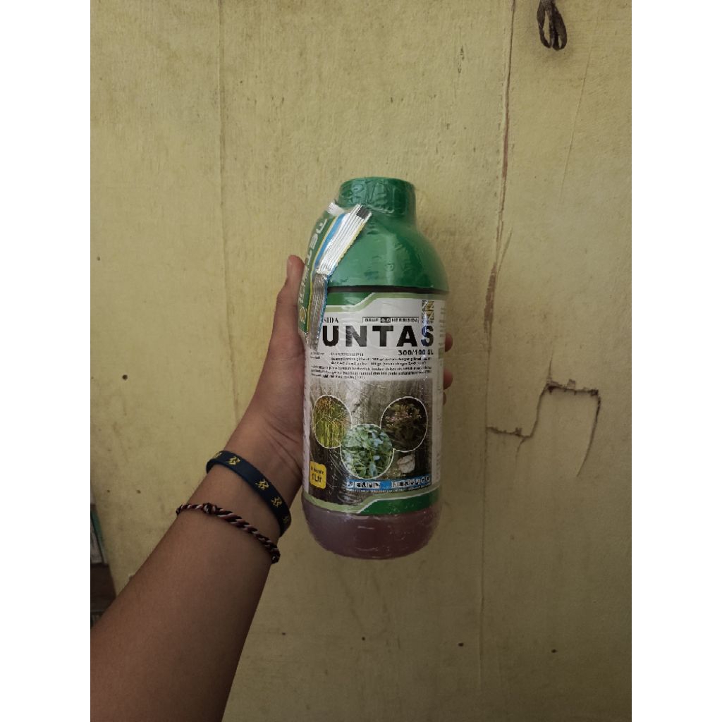 TUNTAS PEMABASMI RUMPUT | TUNTAS HERBISIDA | TUNTAS 1 L | RACUN RUMPUT TUNTAS