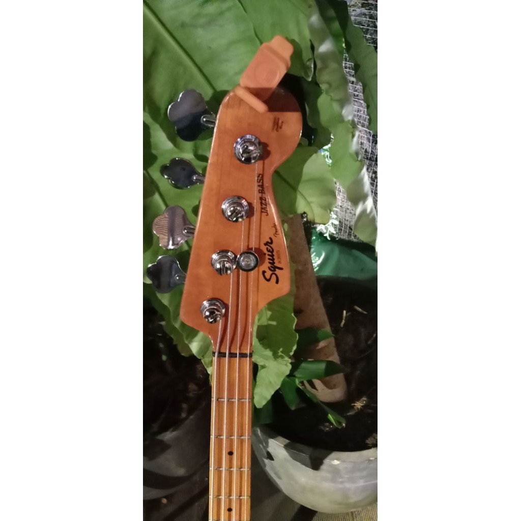 bass squere fender japan