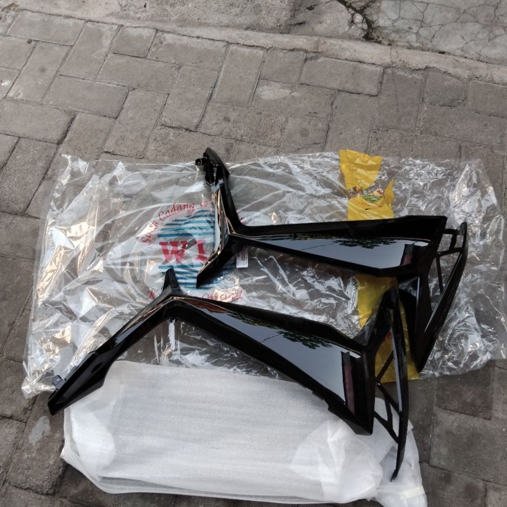 WIN - Legsil Luar / Sayap SUPRA X125 FI - Sayap Luar Kanan Kiri Supra x125 injeksi 2014/2025