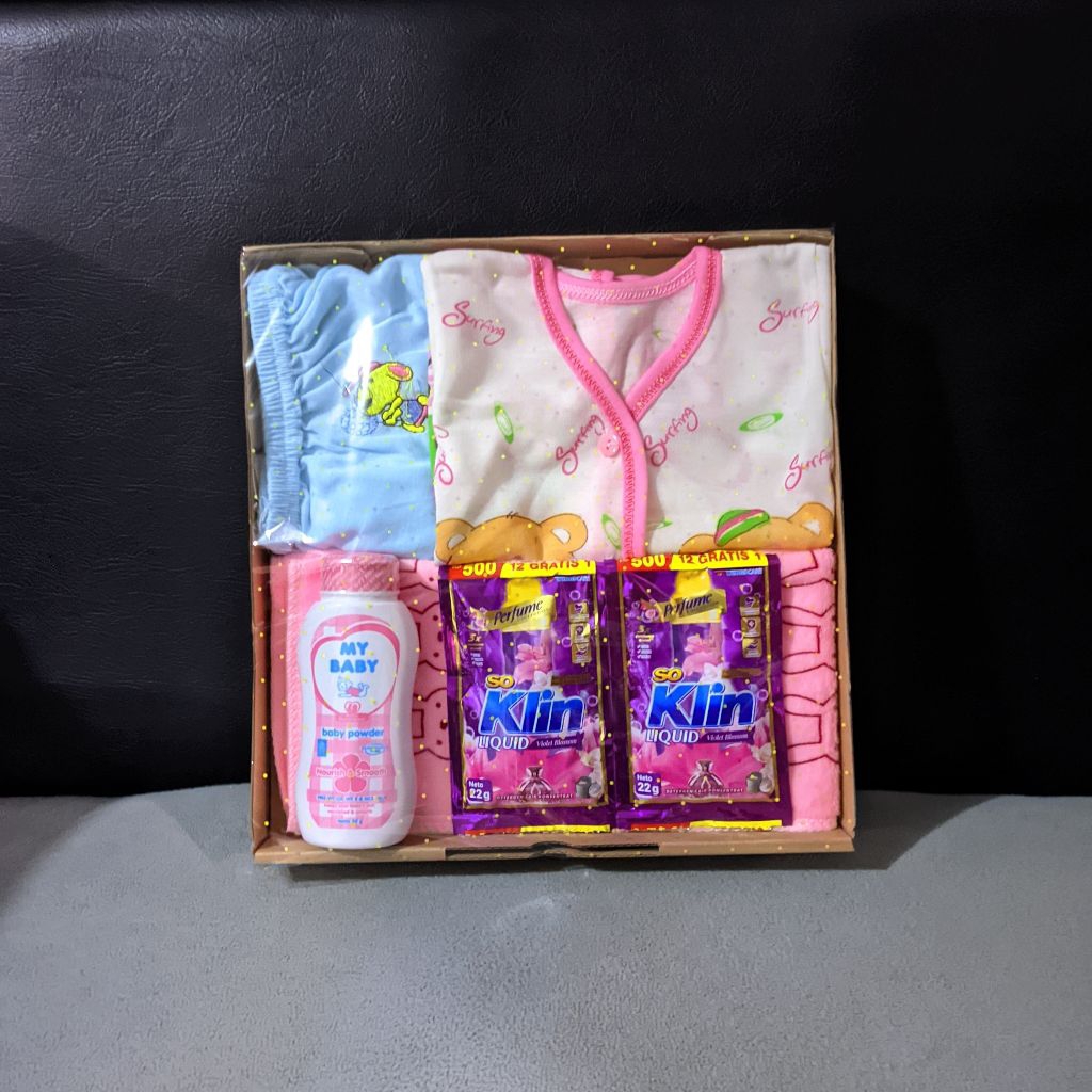 Hampers bayi/baby hampers baju bayi satu set /parcel kado bayi baru lahiran usia 0-3 bulan