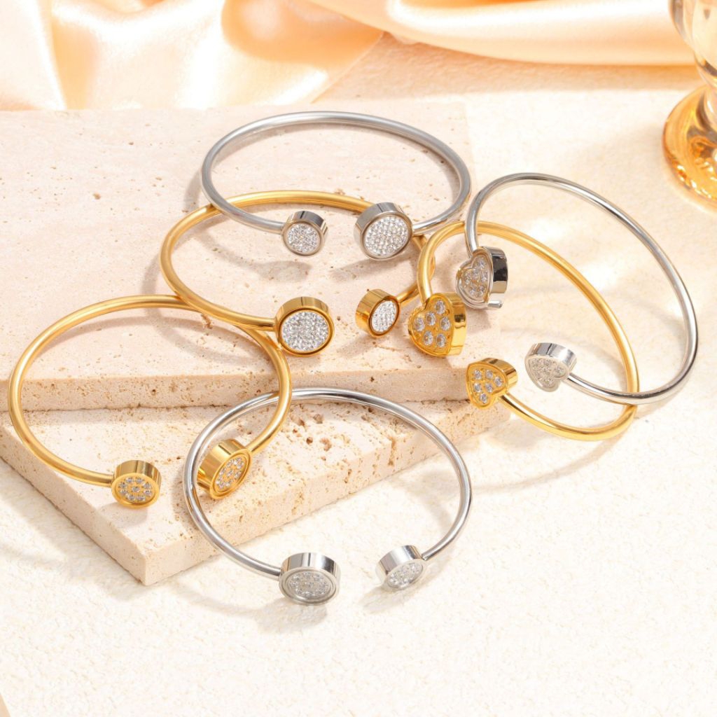 Gelang quantum pendant magnet