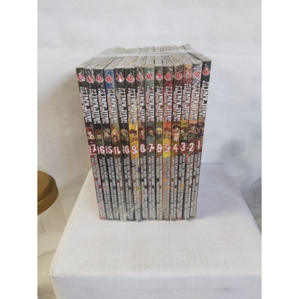 Attack on titan before the fall 1-17(-12 13 14)