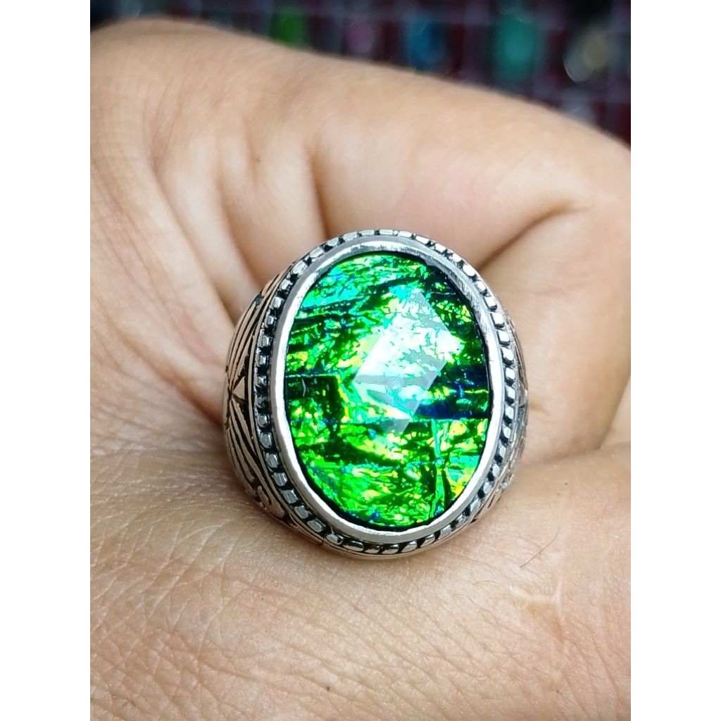 Batu cinci wisanggeni hijau RS /gren fire opal /api hijau