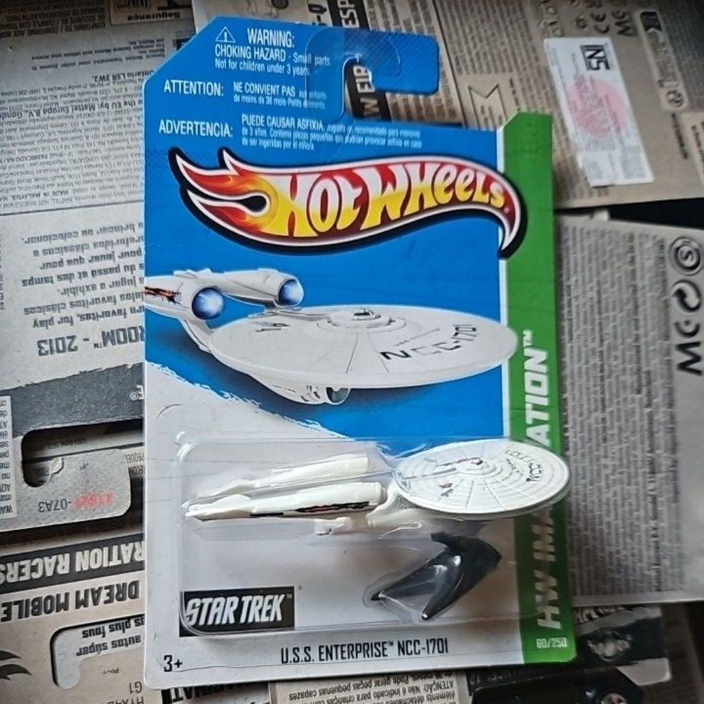 Hotwheels USS Enterprise NCC 1701