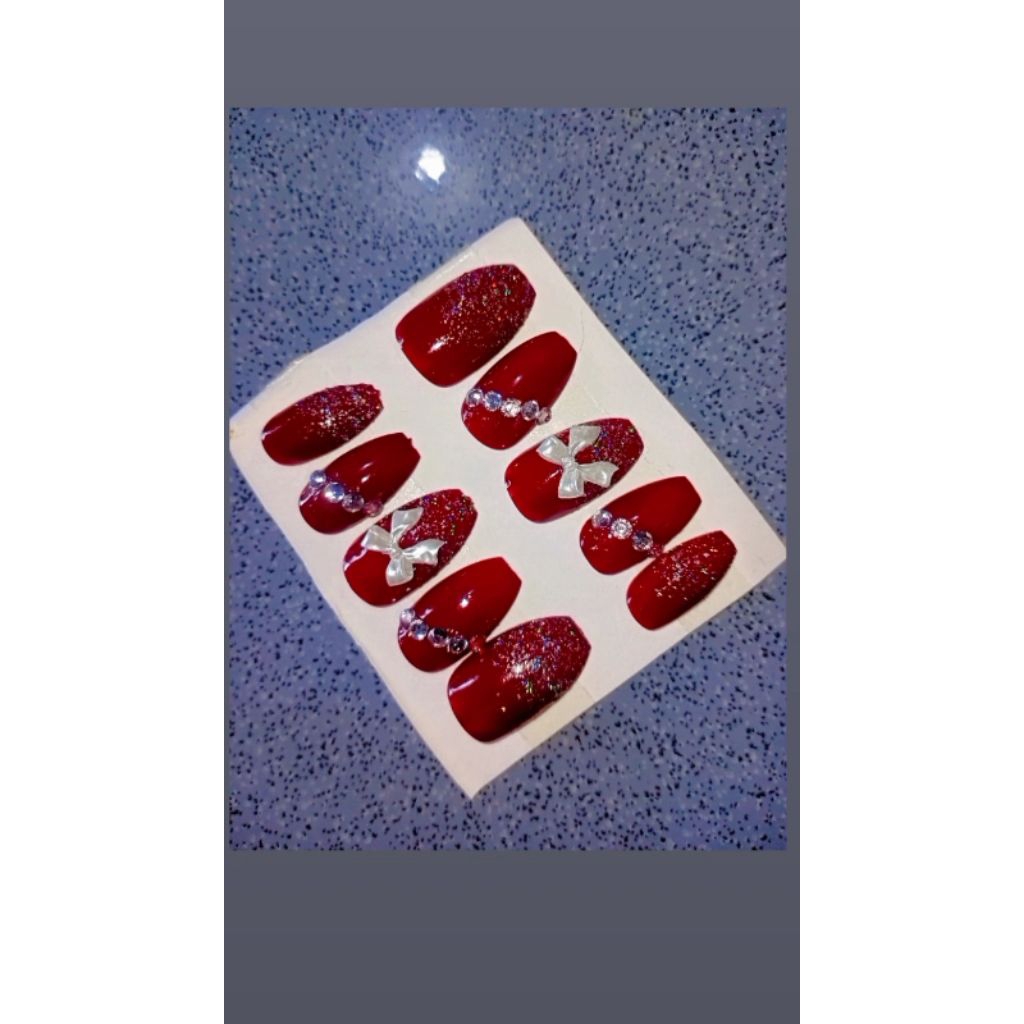 Fake nails maroon Glitter