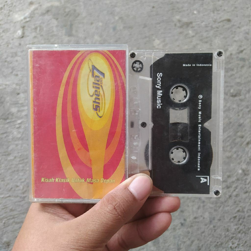 Kaset Pita SheilaOn7 - Kisah Klasik Untuk Masa Depan
