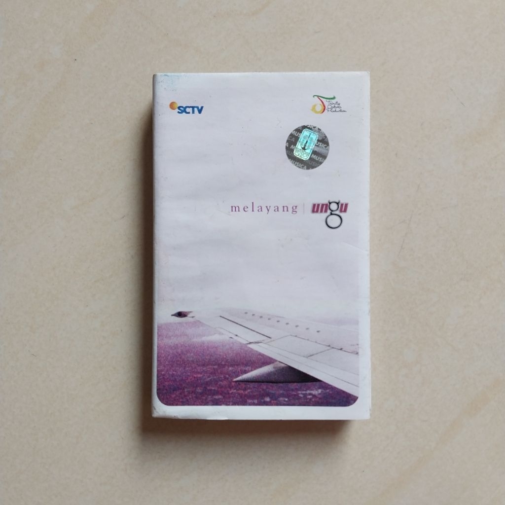 KASET UNGU ALBUM MELAYANG