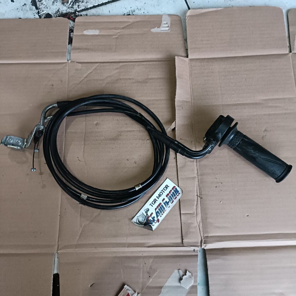 holder kabel gas rumah kabel gas set original yamaha mio gear 125 b3w pnp freego bekas