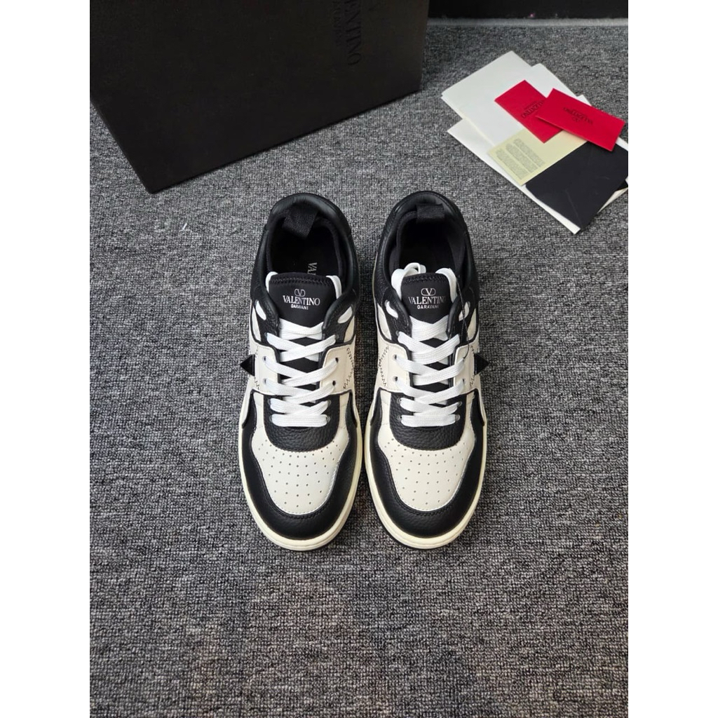 SEPATU SNEAKER PRIA VLTN2254 BLACK WHITE MIRROR VIP