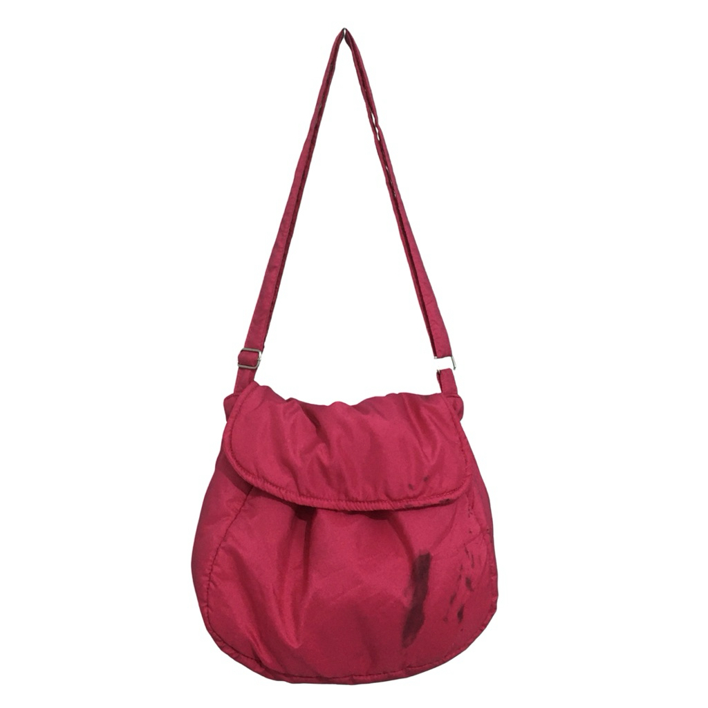 [PRELOVED] FICHY Sling Bag Tas Selempang Fuschia