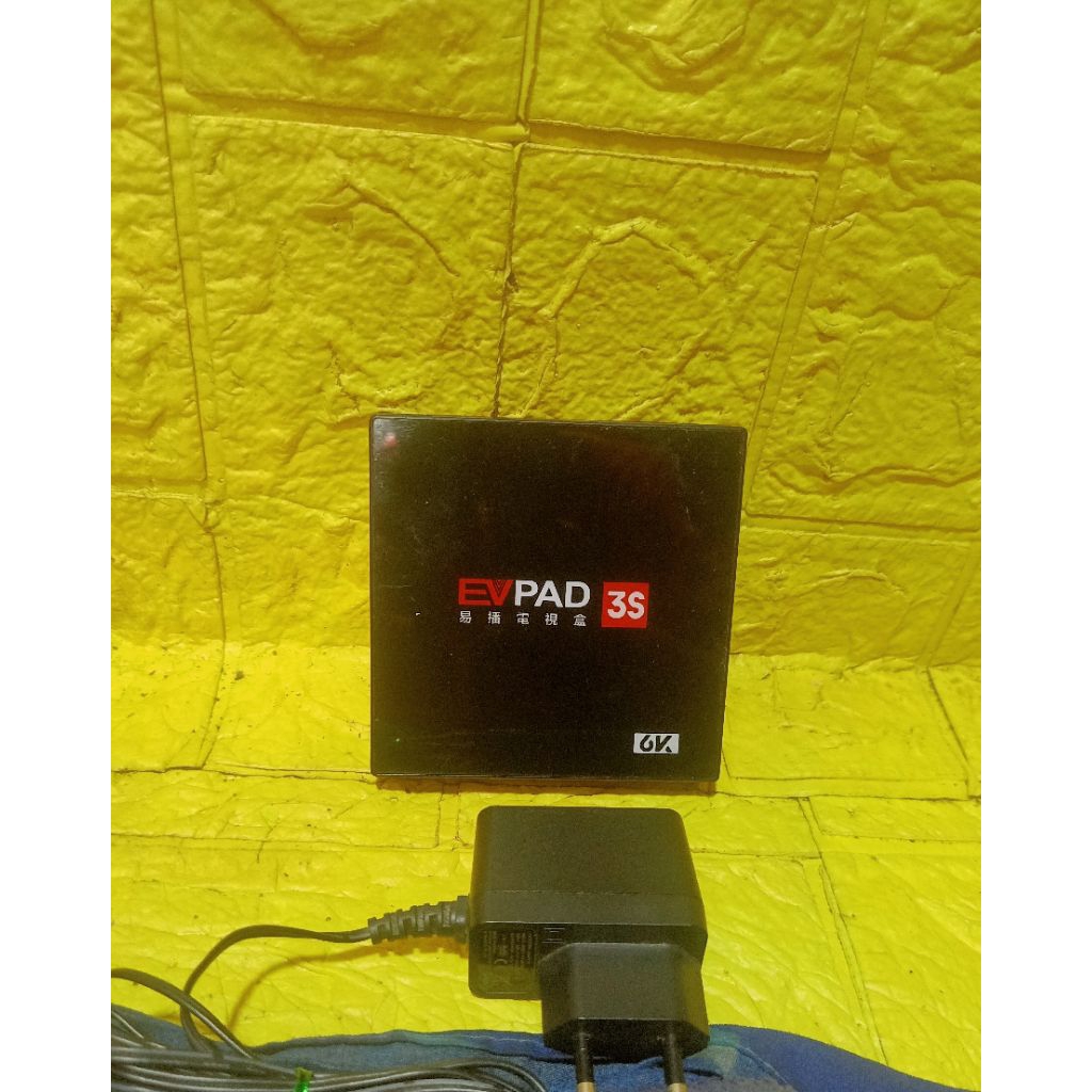 EVPAD 3S 6K Smart TV Box Media Player Ram 2/8 GB.Batangan STB+Adaptor