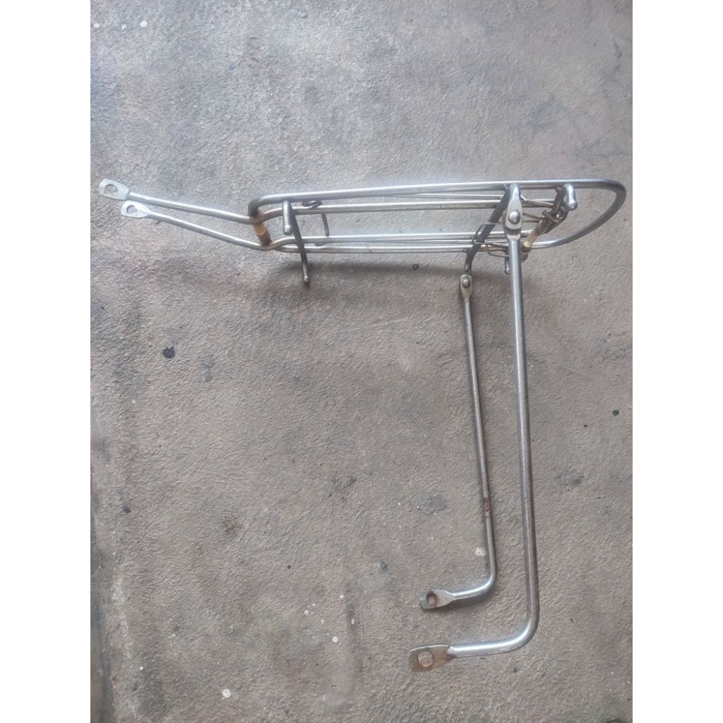 Rak boncengan sepeda jadul united bekas