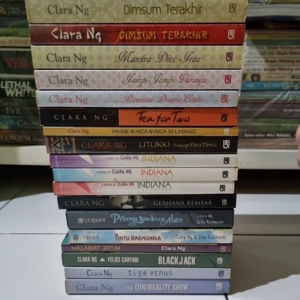 Novel-Novel Clara Ng Preloved Original | Indiana Chronicle | Dimsum Terakhir | Gerhana Kembar | Tea 