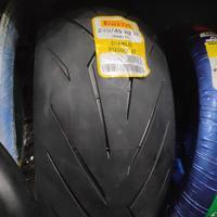 Pirelli Diablo Rosso III 240/45-17 ban diavel
