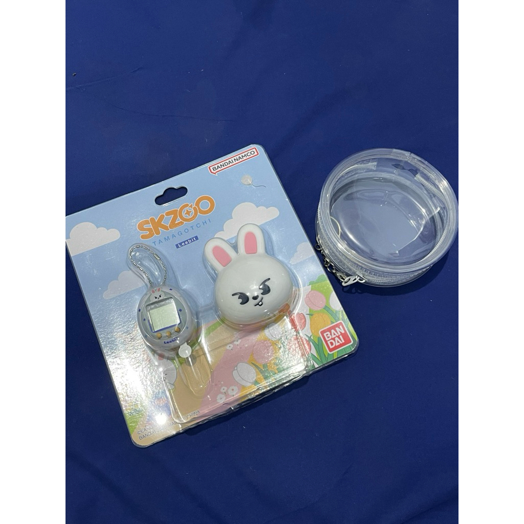 SKZOO TAMAGOTCHI LEEBIT (UNSEALED)