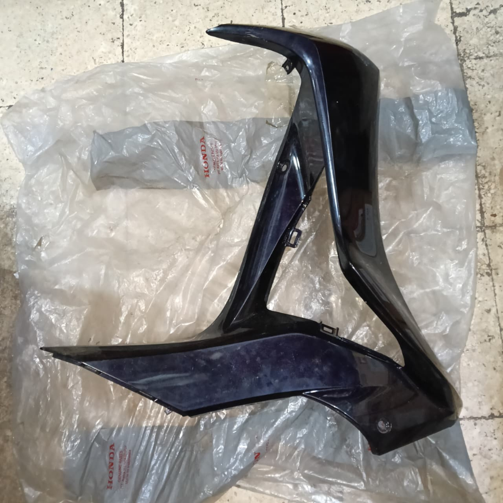 Sayap dalam supra x 125 helmin KANAN Sayap dalem supra x 125 helm in KANAN Sayap dalam kanan supra x