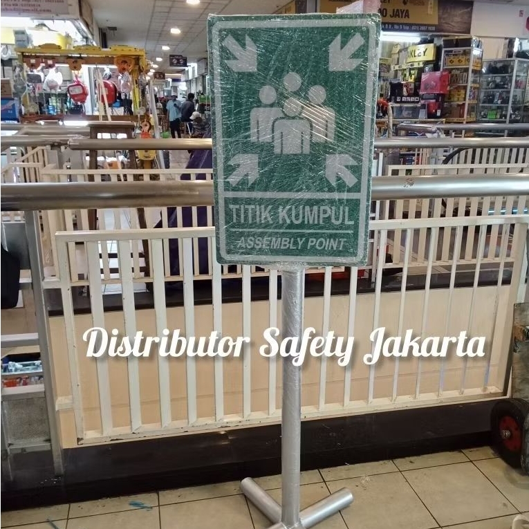 Rambu Titik Kumpul Alumunium 60x40 Cm + Tiang 1,5 Meter