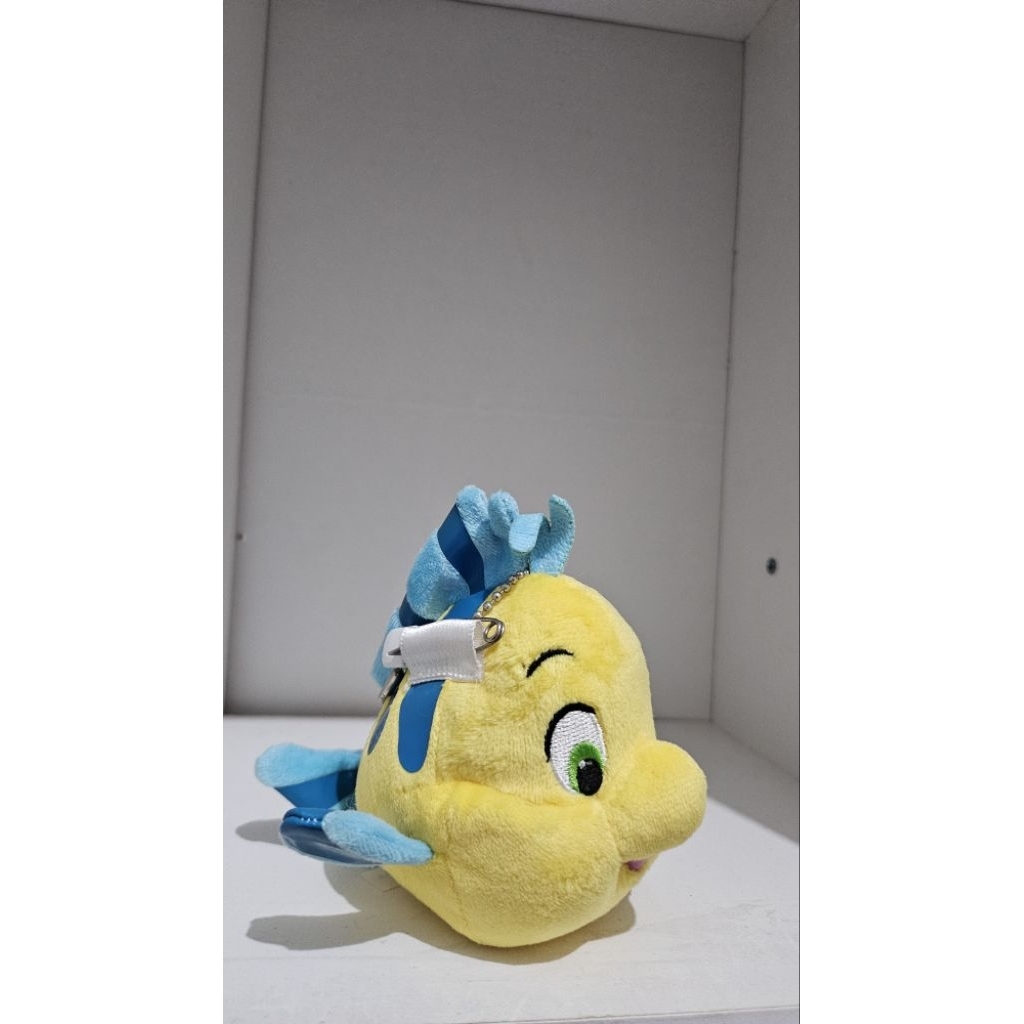 Flounder keychain plush/gantungan kunci ikan flounder Ariel 100% Original