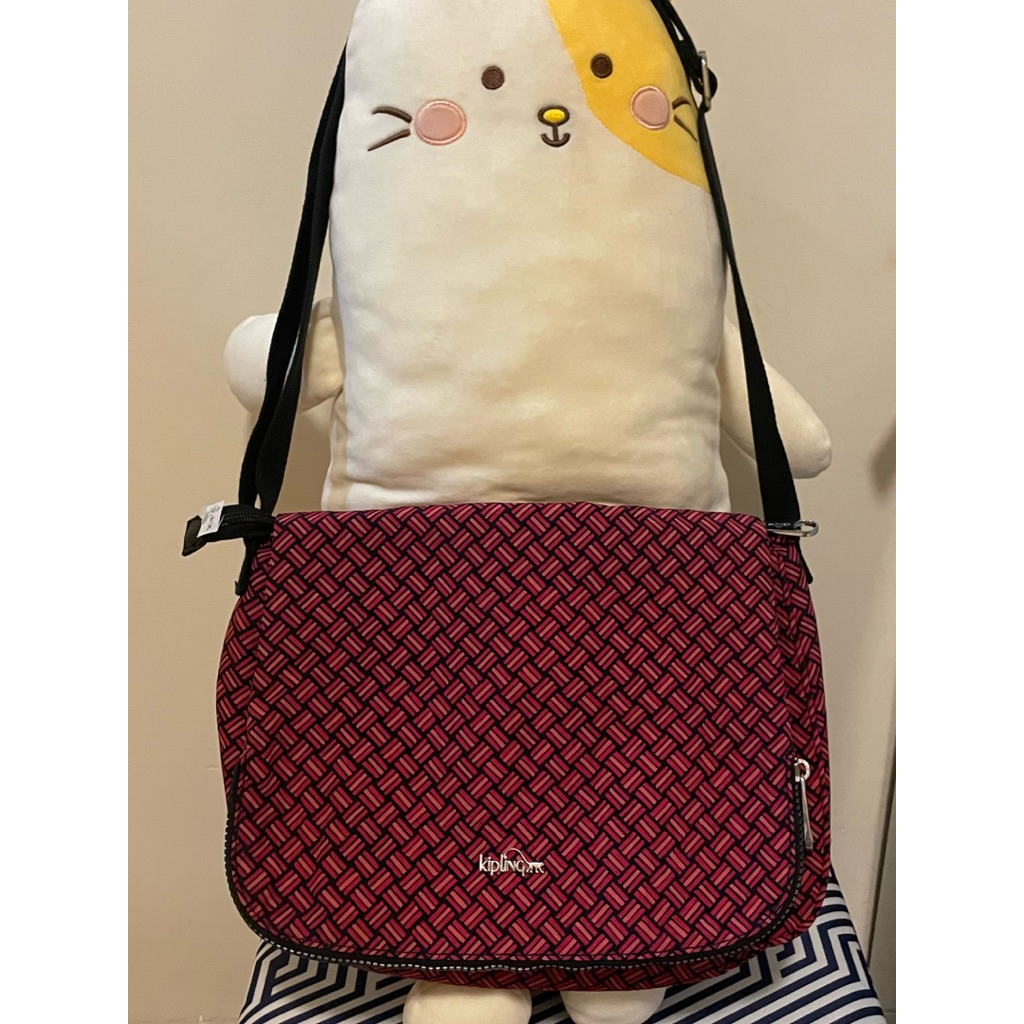 KIPLING Tas Selempang Kipling Earthbeat S Kecil  Tenun Geo Merah Muda