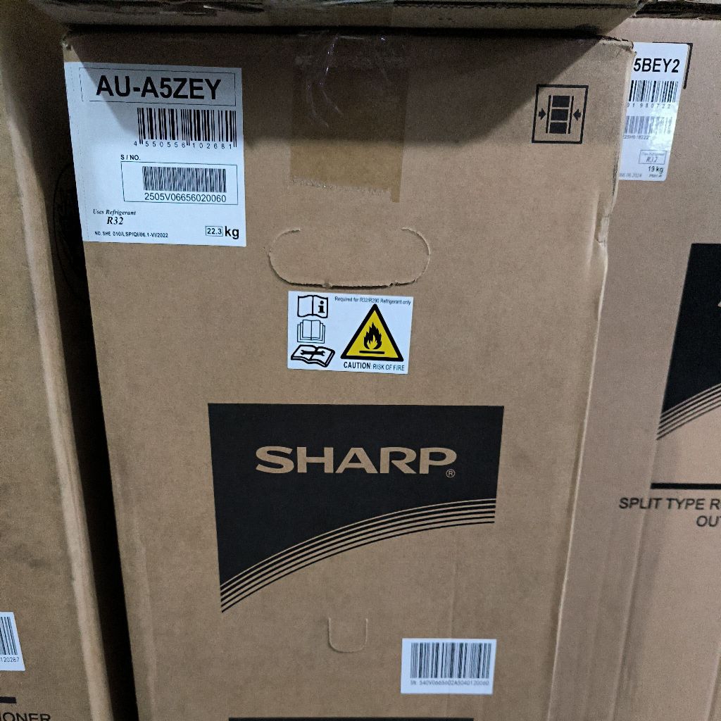 OUTDOOR AC SHARP 1/2 PK TIPE AU-A5ZEY BUATAN CINA