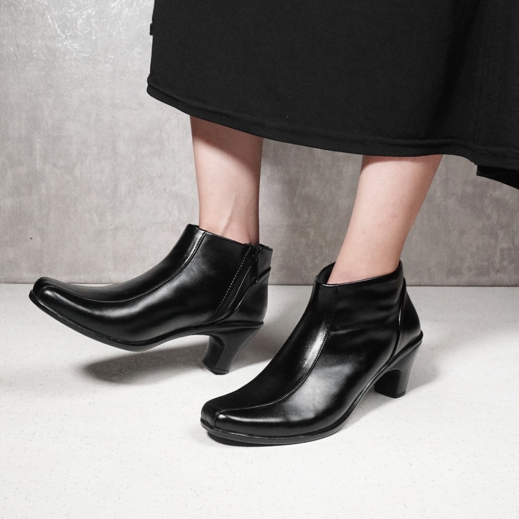 EVERFLOW - Sepatu Ankle Boots Wanita VLY 515 - Sepatu Kerja Wanita