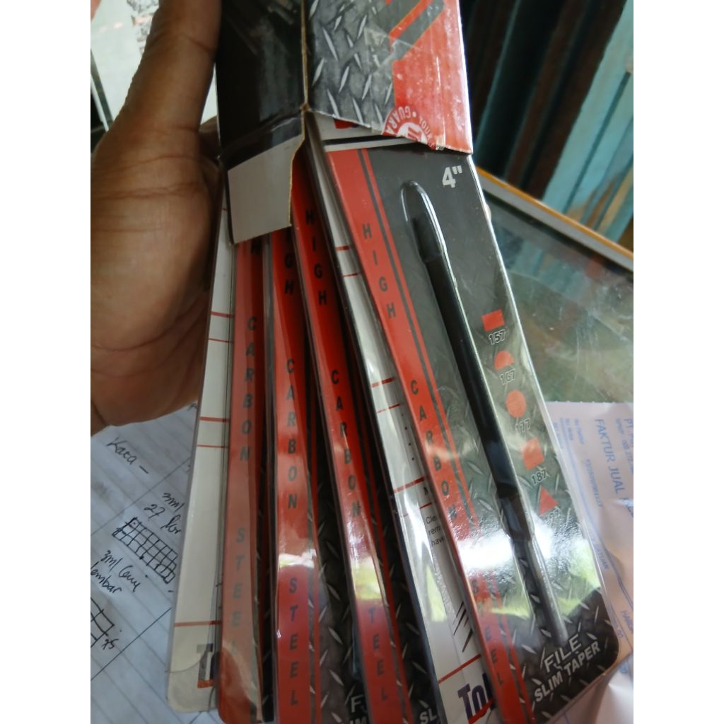 Kikir Gergaji 4in Toho