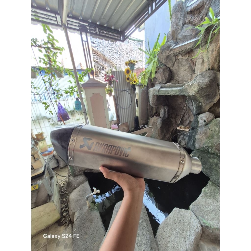 Akrapovic titanium original slovenia