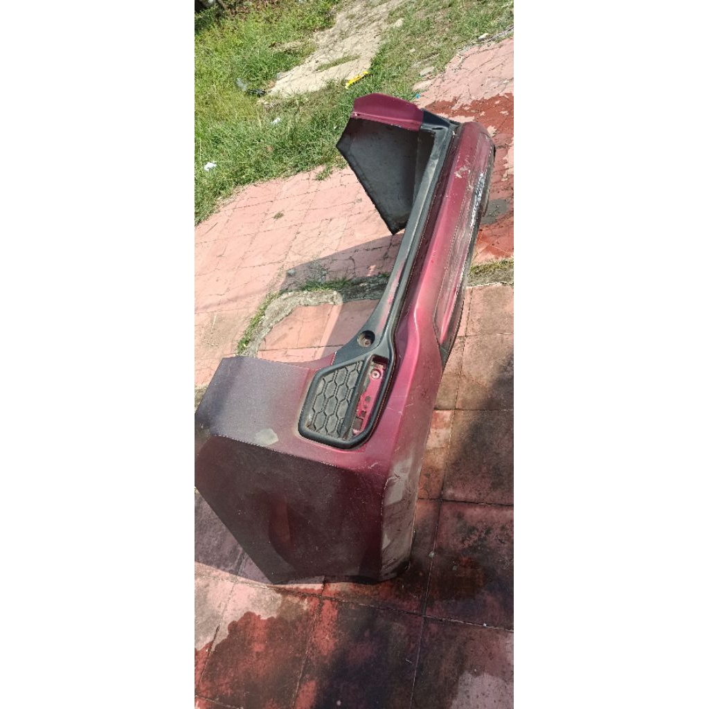 bumper belakang Honda Mobilio tipe e original copotan