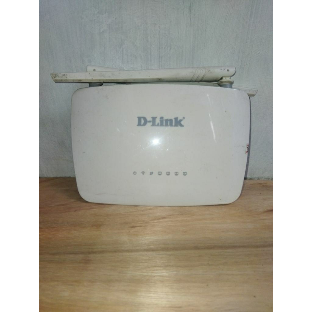 Router D-Link DIR-612 Bekas Matot/Nyala Power Saja/Port Lan Mati