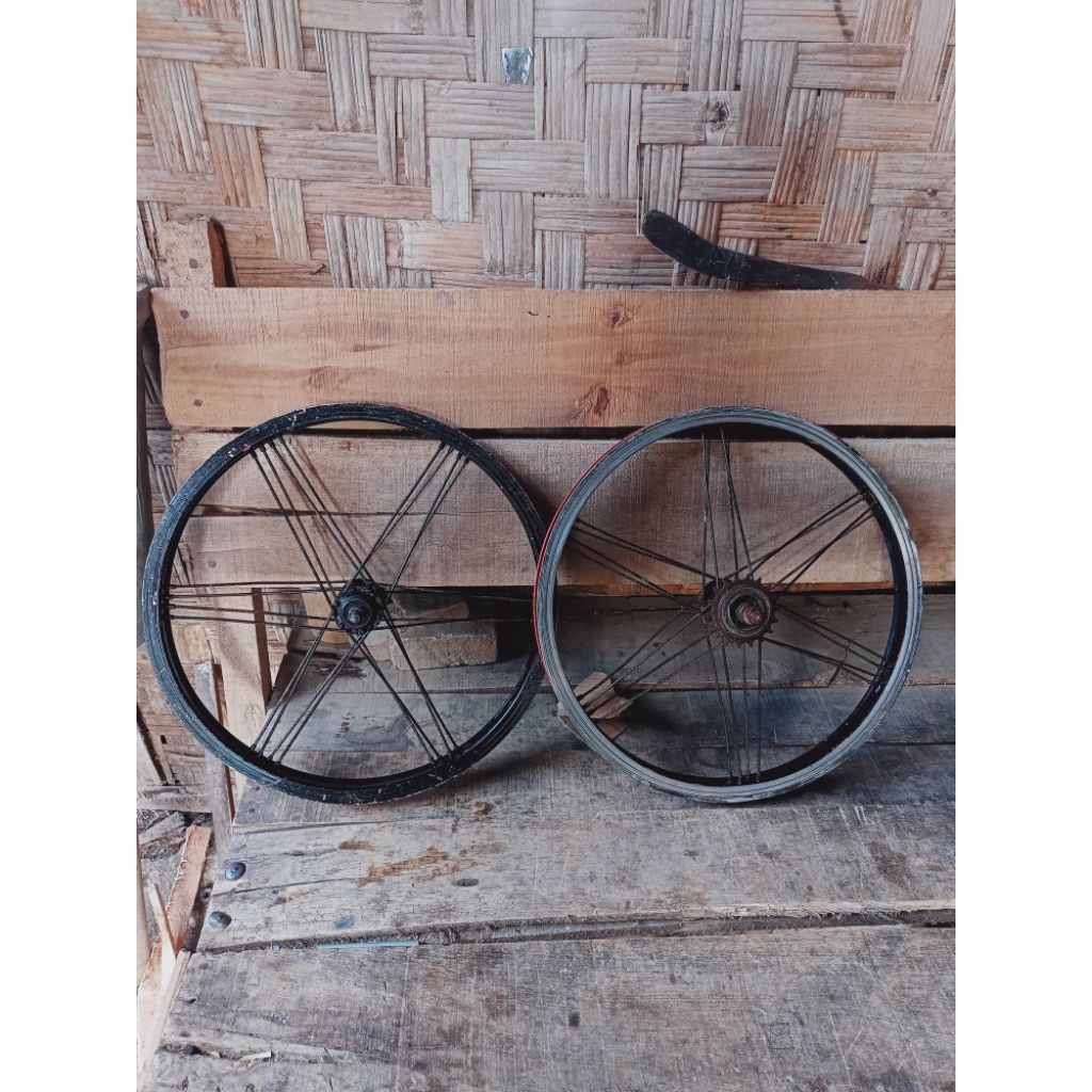 Velg sepeda BMX ukuran 20 motif bintang jari jari