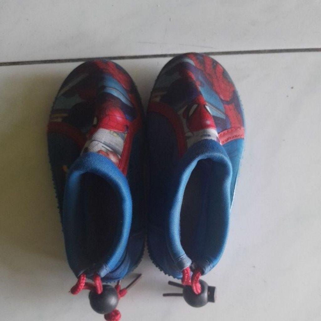 sepatu prelove