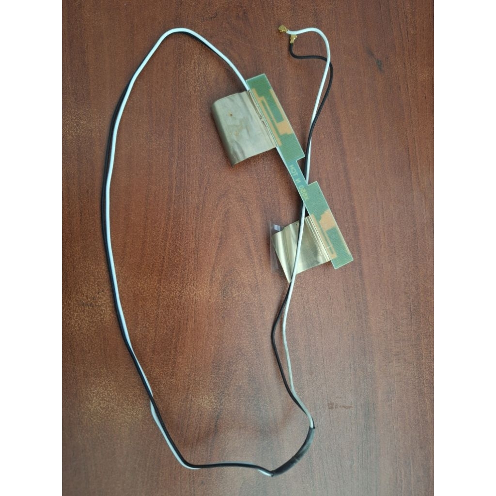 Kabel antena wifi laptop Asus X550Z copotan