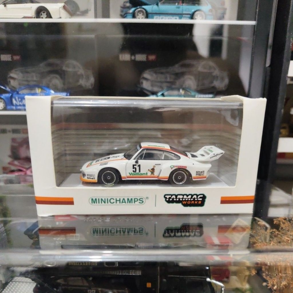 TARMAC X MINICHAMPS PORSCHE 935 VAILLANT BOB WOLLEK DRM ZOLDER 1977