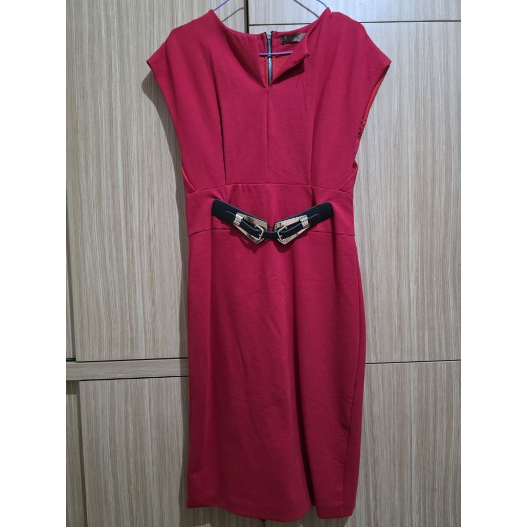 Dress Elegan Merah