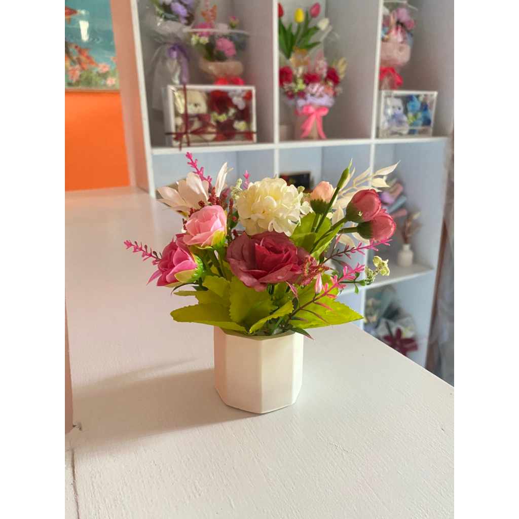 mini vase / vas kecil mini / vas bunga artificial / hiasan meja kantor / hiasan dinding / hadiah kad