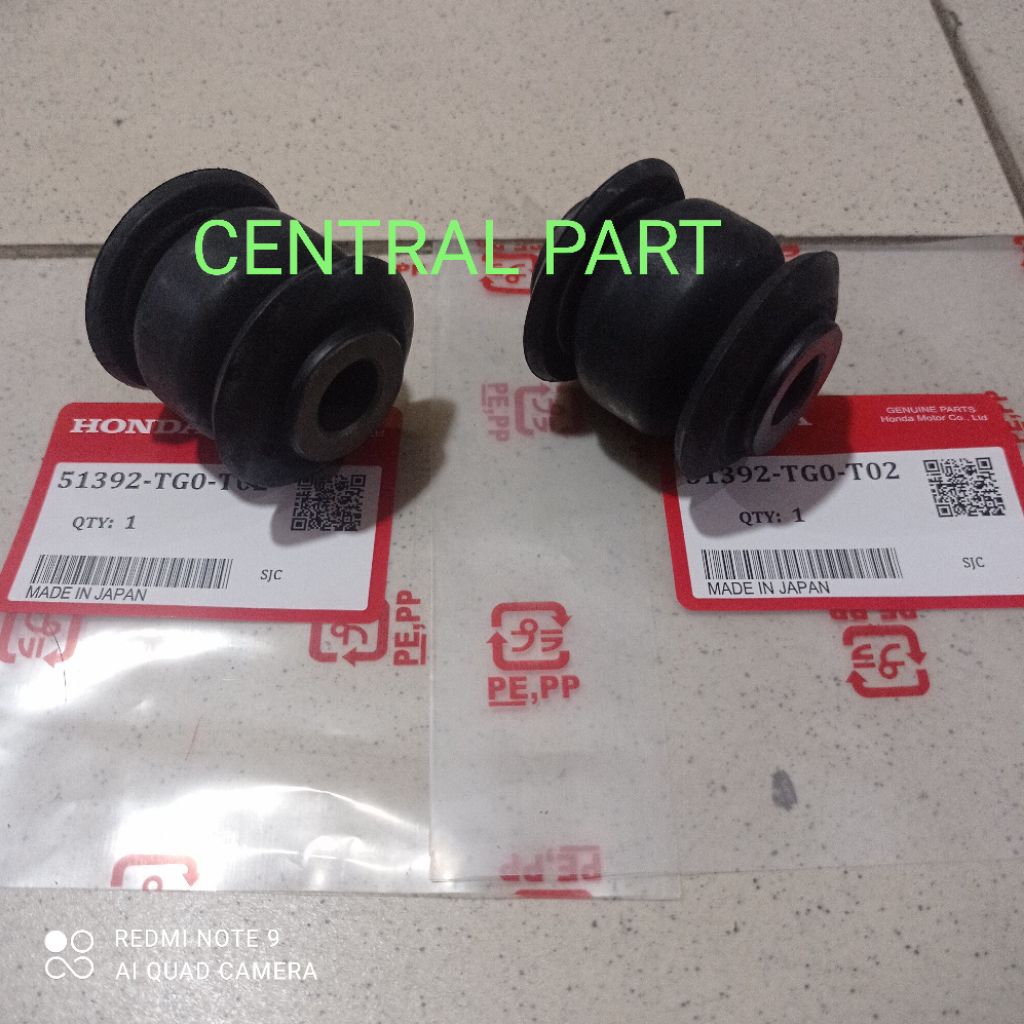 BUSHING LOWER ARM BOSH SAYAP DEPAN KECIL HONDA FREED JAZZ RS GE8