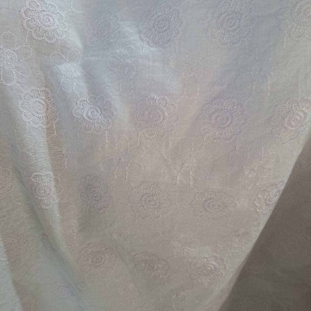 kain katun bordir premium - kain bordir premium import harga 0,5m