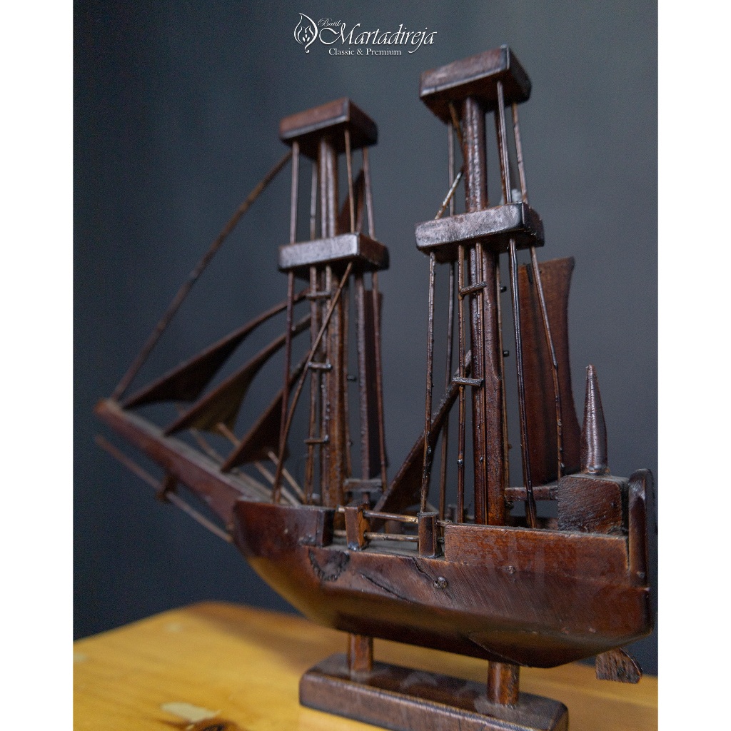 Martadireja - Miniatur Kerajinan Kayu Perahu Kapal