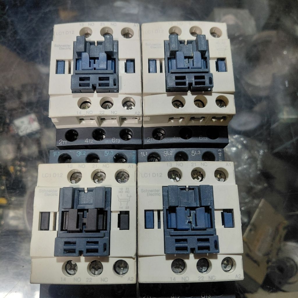Kontaktor LC1-D12 Schneider 25A 220V /Contactor Schneider 25a