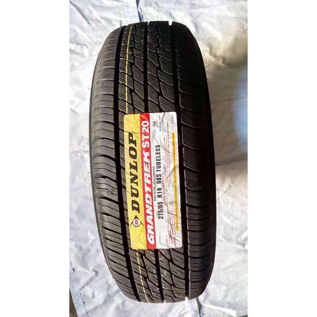 PROMO Dunlop Grandtrek ST20 215/65 R16 - Ban Mobil