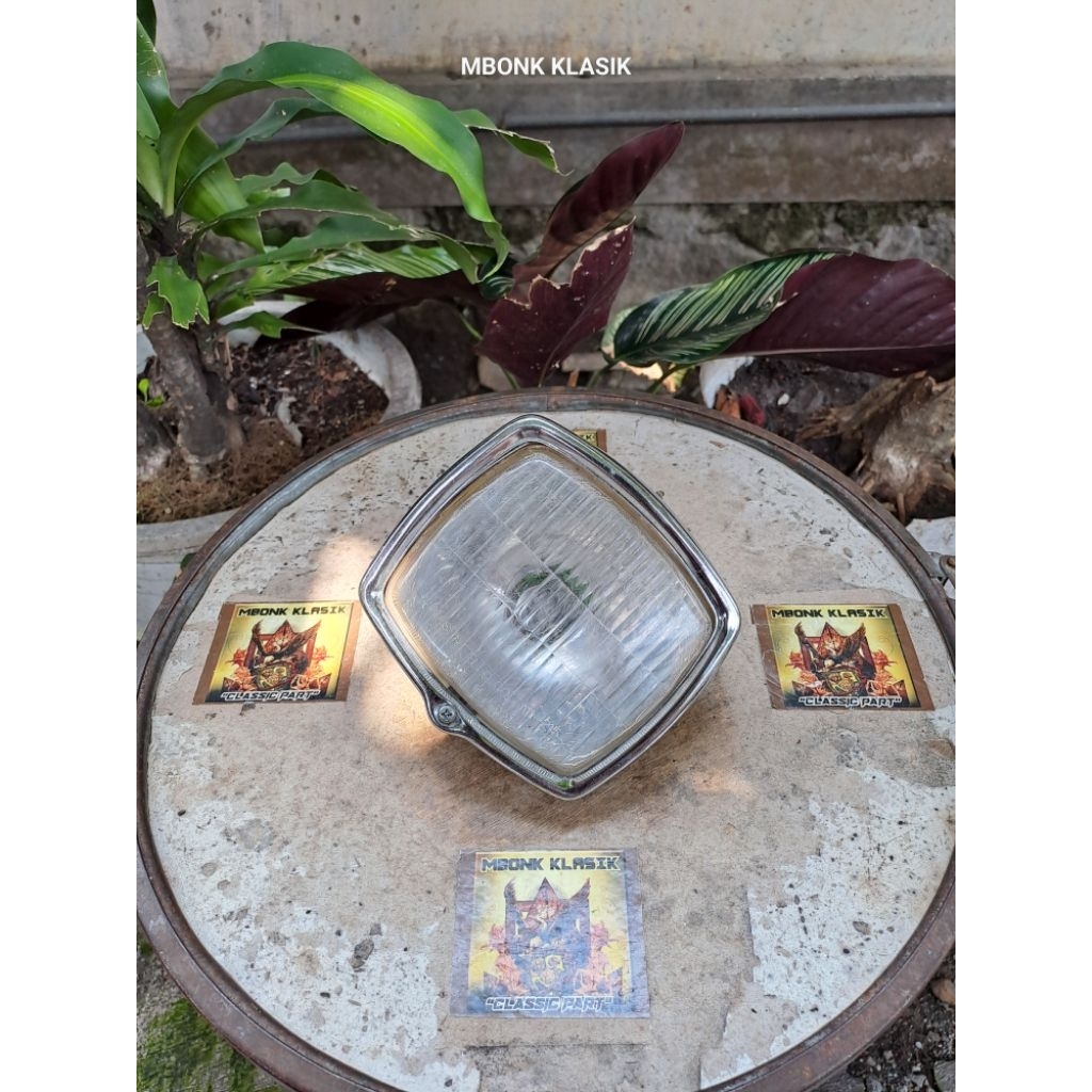 reflektor lampu depan v80 ORIGINAL reflektor lampu depan yamaha v80 reflektor v80 lampu yamaha v80 h