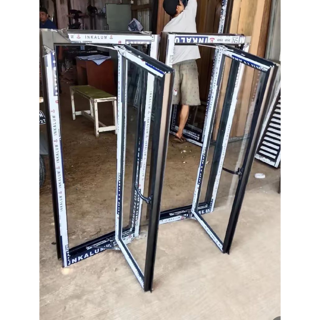 cendela.aluminium.buka.suwing