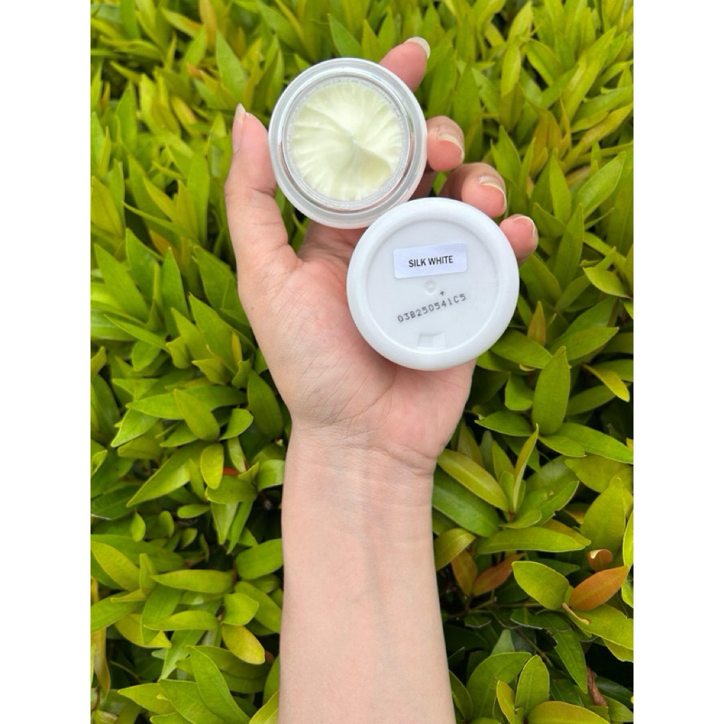 silk white original /silky white cream malam