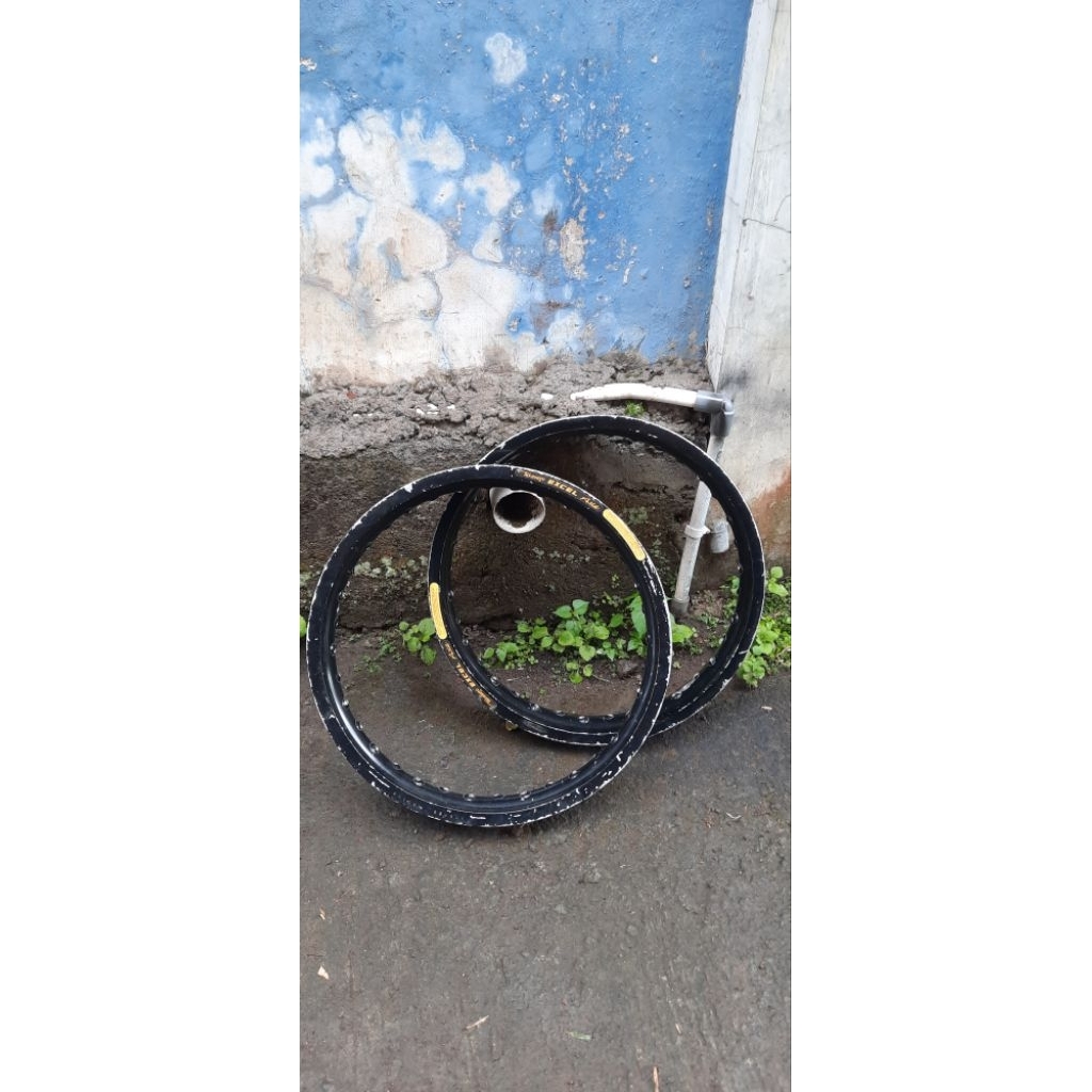 Velg champ / rossi ring 17 ukuran 250 215 185 160 bekas