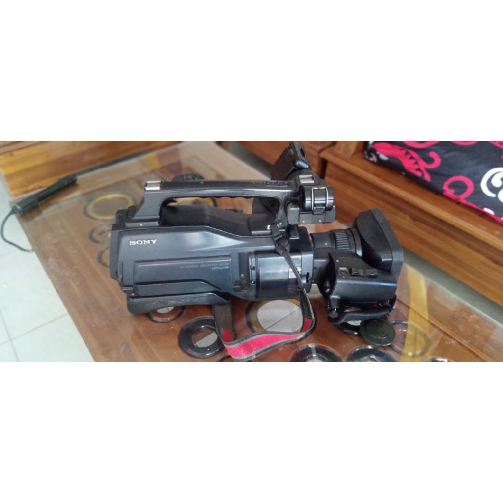 KAMERA VIDEO HXR MC 1500 dan DCR SD 1000