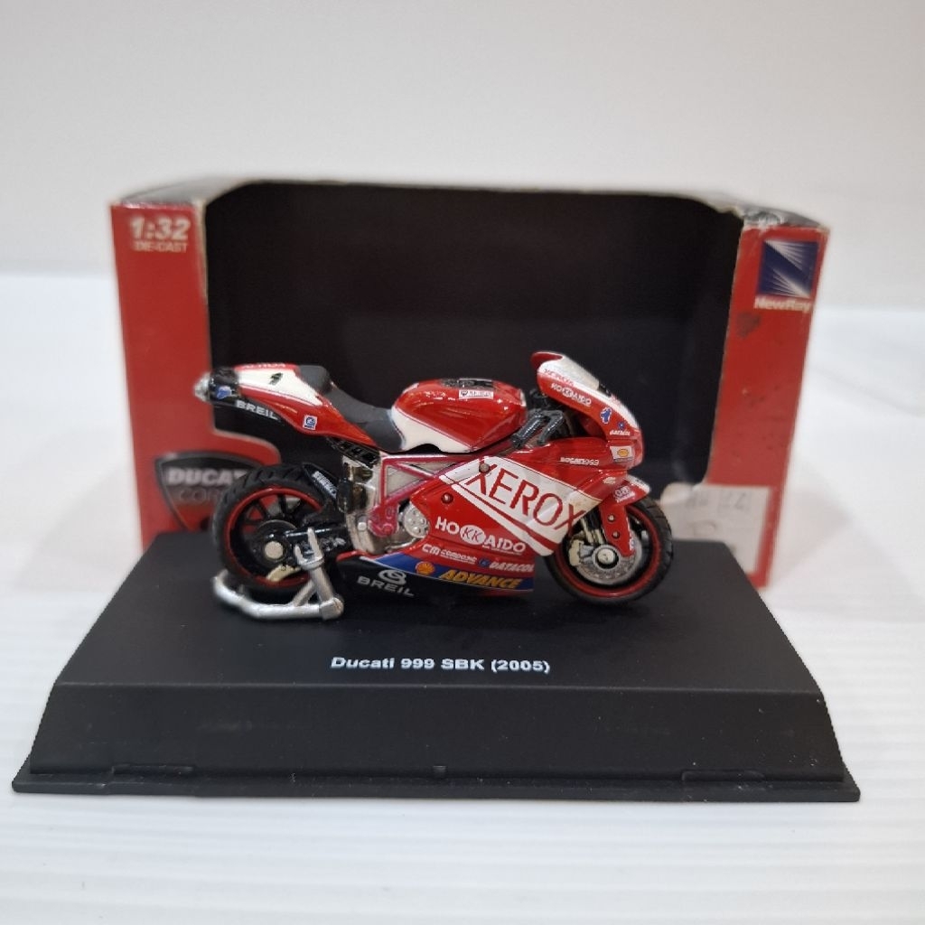 Newray Ducati 999 SBK 2005 scale 1:32