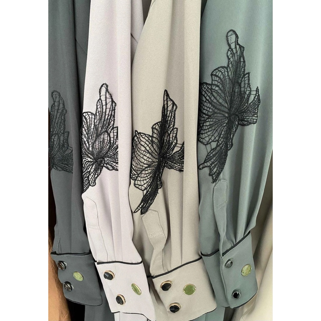 NWT itsar syari NAJRAN piping lace abaya mina anti UV dress mina masen anti UV itsar syar’i preloved